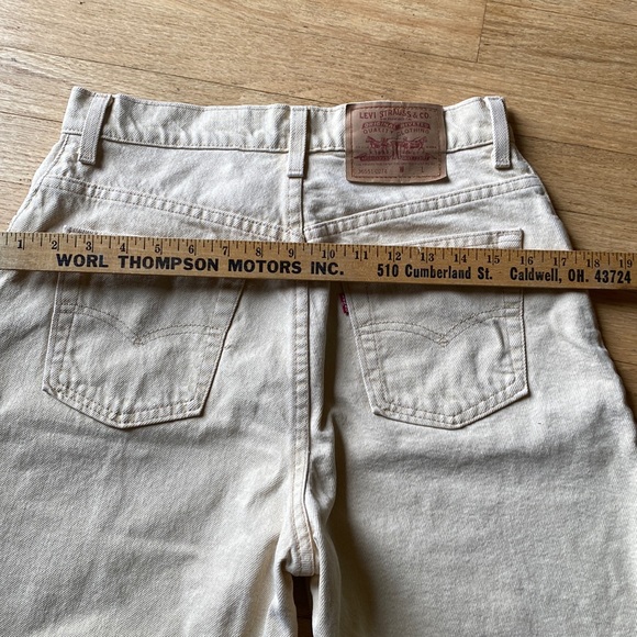 90s Levi shorts red tag size 10 HIGH RISE made in USA - Picture 14 of 16